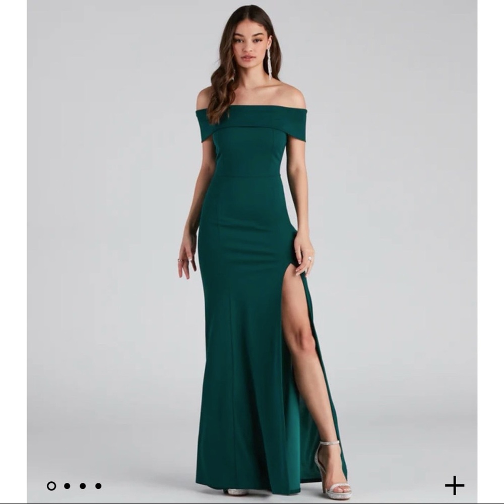 Windsor: Layci Formal High Slit Dress